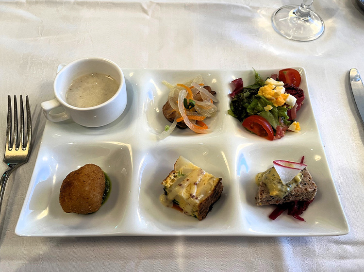 ふくし英数教室 フランス料理ランチを楽しみました